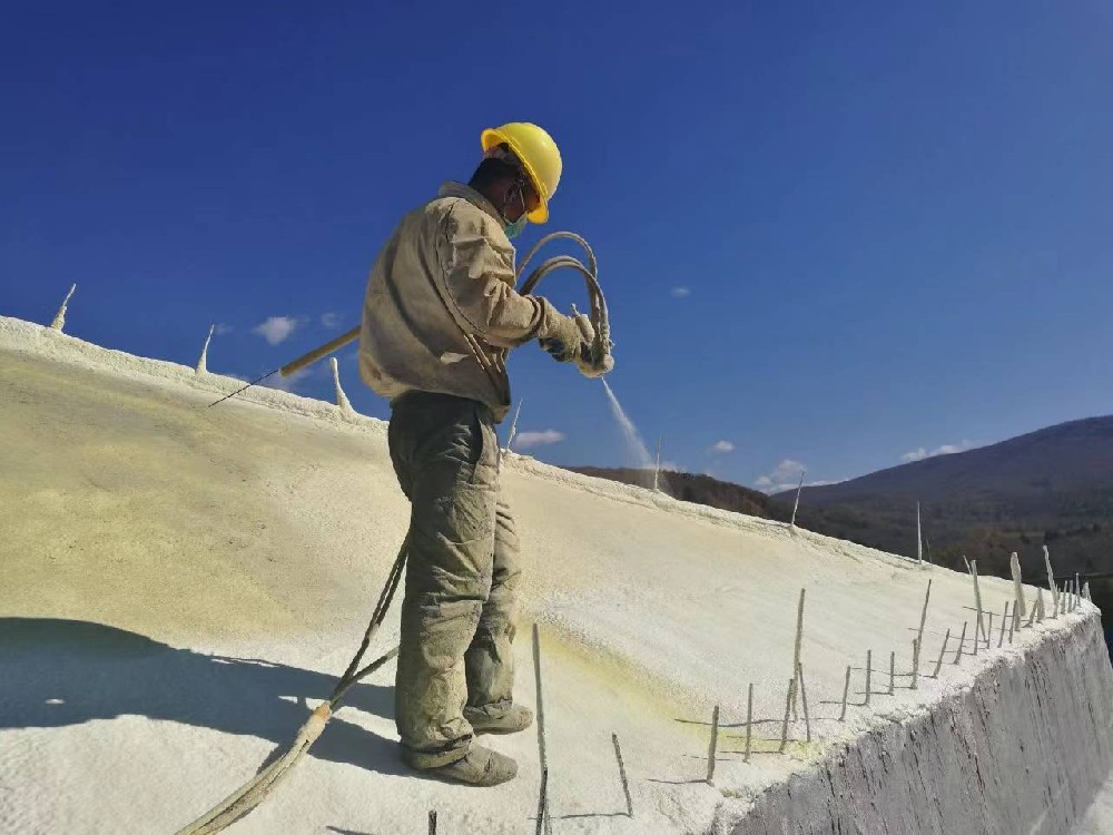 聚氨酯保溫噴涂、聚氨酯板