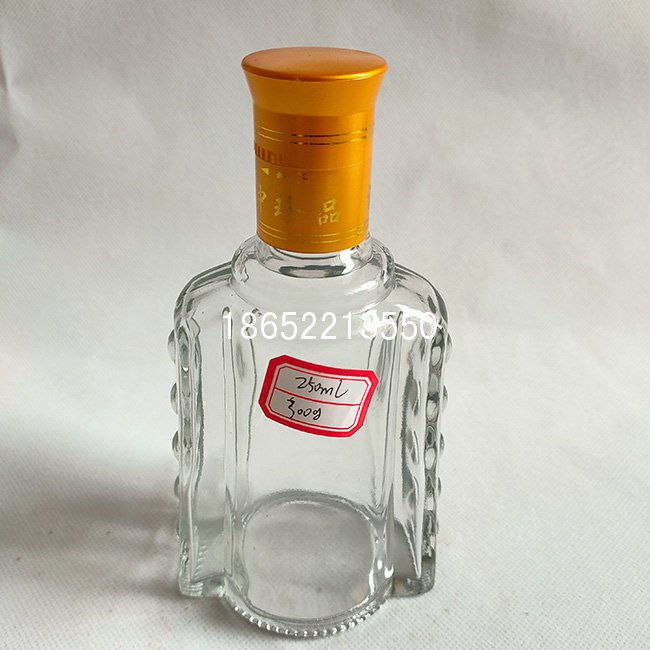 半斤裝編鐘酒瓶